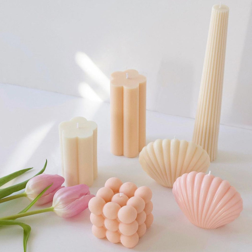 Bloom Daisy Decorative Candle